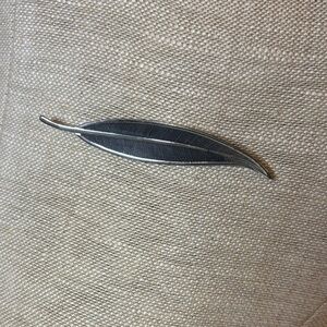 Vintage Sterling Silver Leaf Brooch